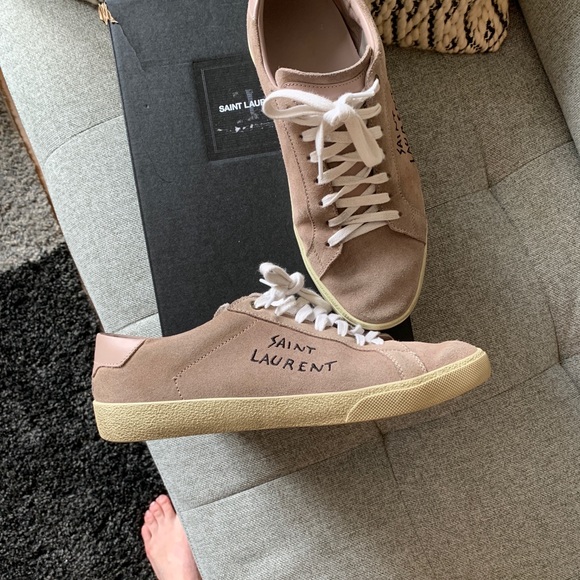 Saint Laurent Sneakers - Picture 1 of 3
